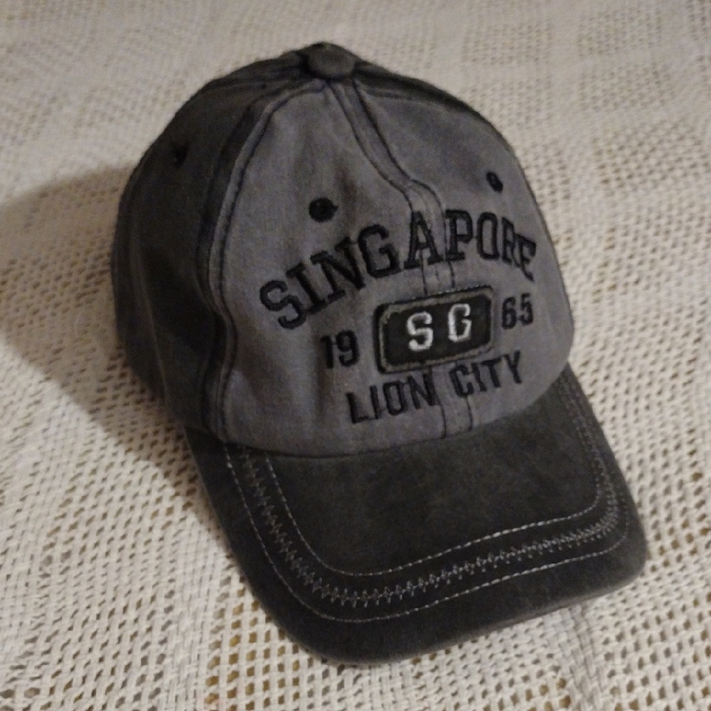 Gray Singapore Lion City Cap